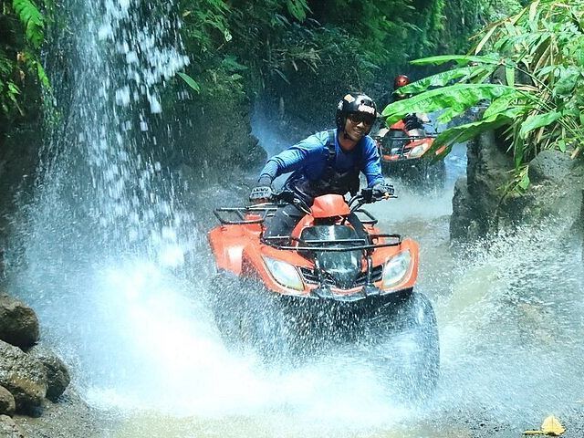 Petualangan Ubud: ATV, Arung Jeram & Air Terjun — Paket All In — foto 1